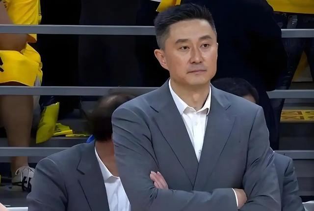 世界杯高清版本-辽粤大战广东惨败凸显一奇葩现象:全明星MVP爆砍0分三分王打铁